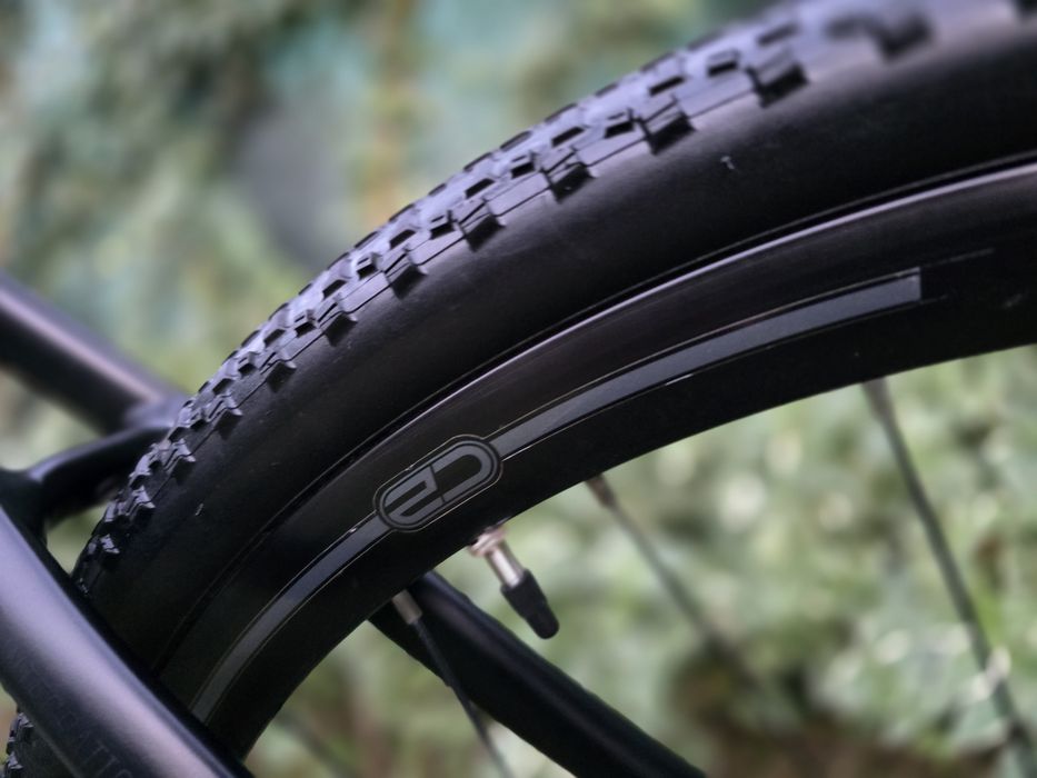 Cannondale Bad Boy kultowy flat bar gravel unikatowy stan bez wkładu doinwestowany okazja super rower na miasto i szuter deore slx  L rama  b. lekki
