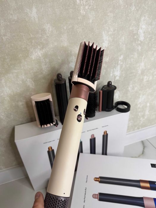 Стайлер для волосся Sakura Pink, 6 насадок, іонізація, 1300Вт  Дайсон