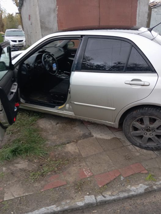 продам лексус 2004 год
