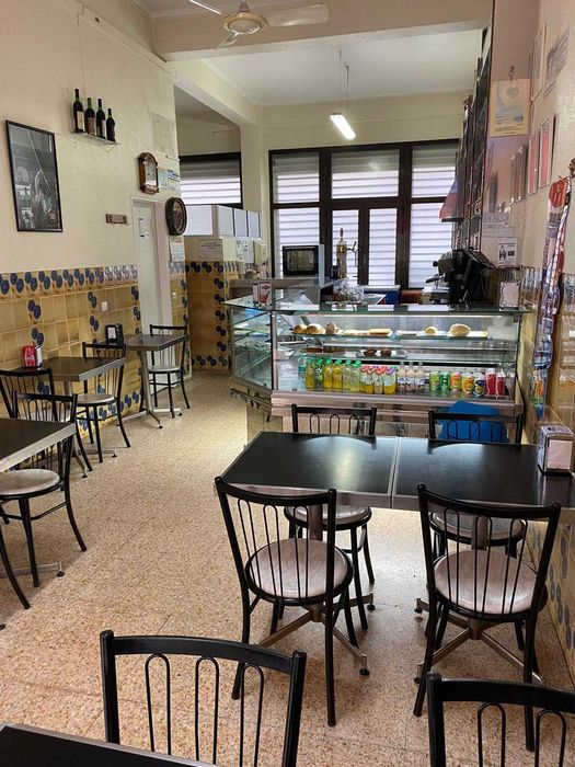 Trespasse do café/snak-bar equipado | Alverca do Ribatejo