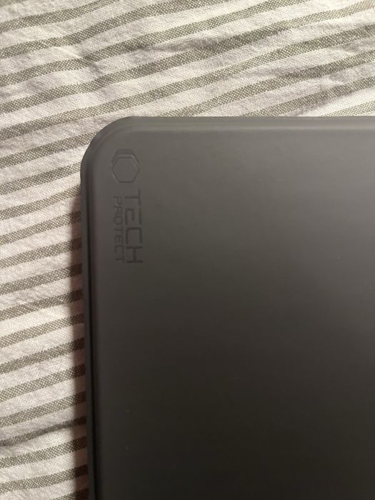 Etui z klawiaturą Tech Protect Smartcase Keyboard do iPad Pro 12.9/Air