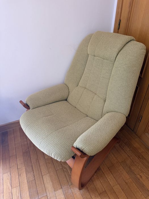 Cadeirão verde (com baloico)