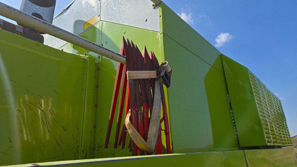 Комбайн зернозбир. Claas dominator88sl