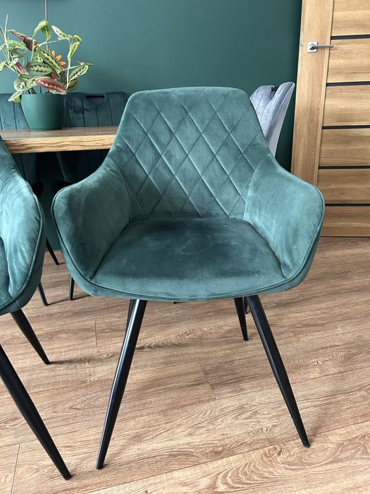 Welurowe tapicerowane krzesło do jadalni kuchni salonu obrotowe SIGNAL