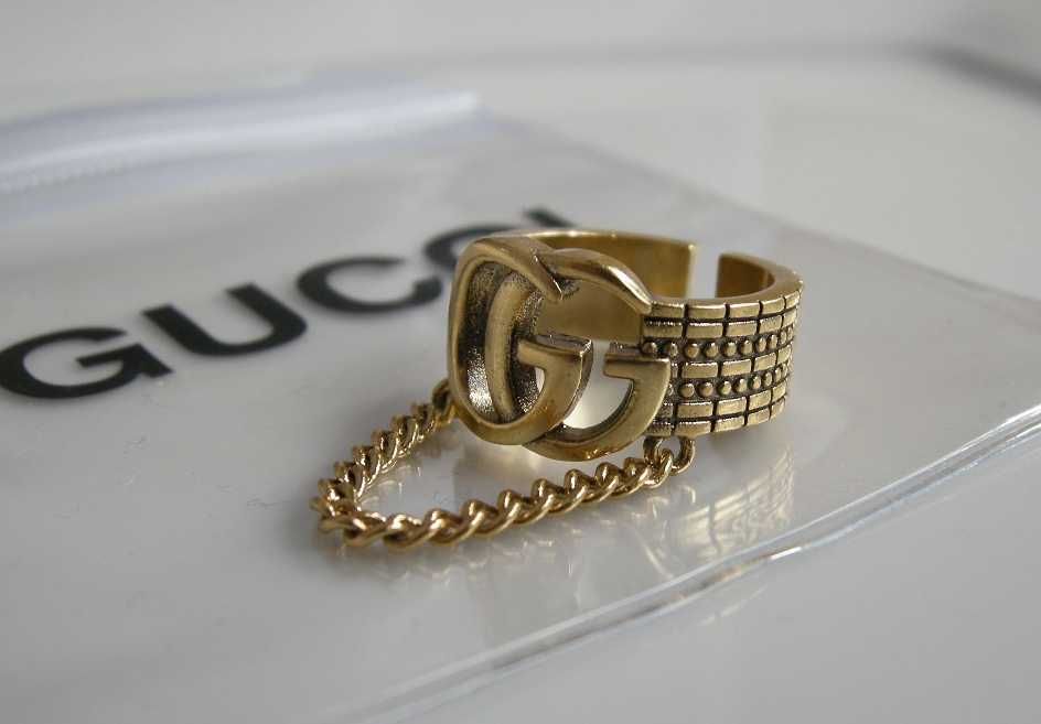 Gucci pierścionek mosiężny GG