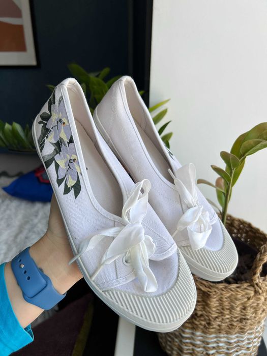 Кеди-балетки з бантиком на шнурівці нові БЕЗ ТОРГУ