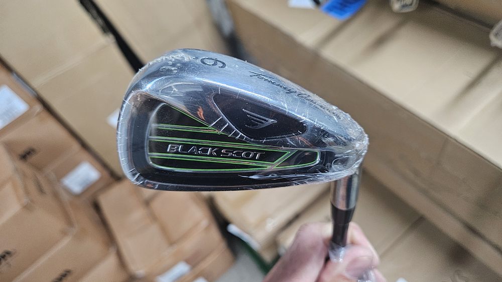 Kij golfowy iron 6 damski nowy Tommy Armour.