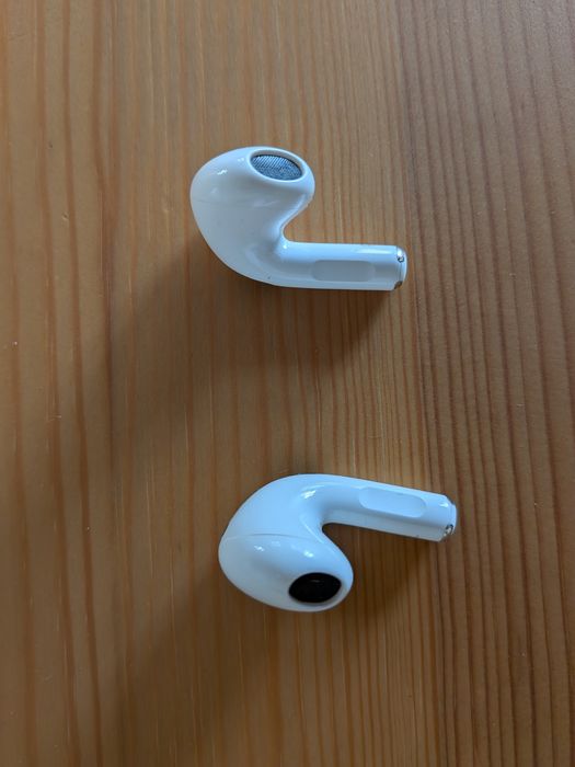 Apple AirPods 3 geração com caixa carregamento Lightning
