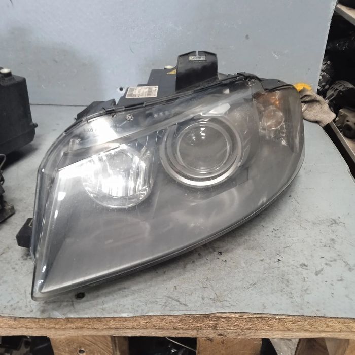Lampa przednia A3 8P lewa 8P0941003R