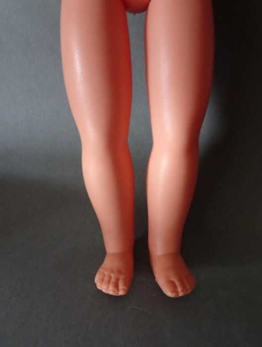 Antiga boneca Nancy articulada olhos azuis - Famosa