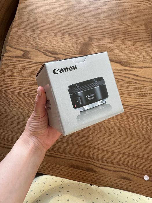 Обʼєктив canon ef 50 mm f 1.8