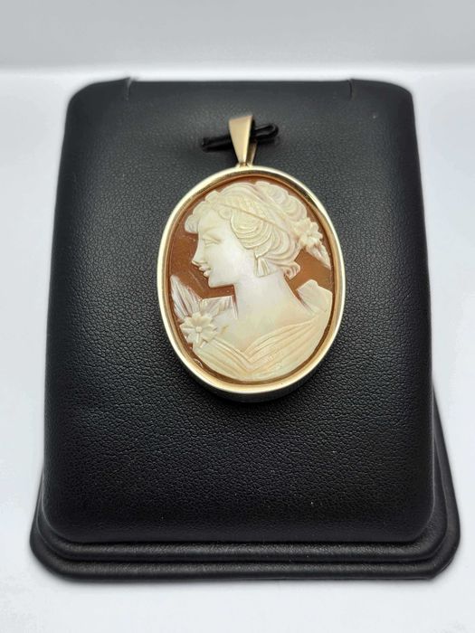 Złota Zawieszka Kamea 10.88G 585