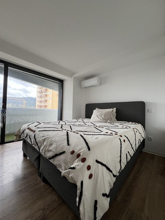 Cama estilo continetal 1,80m