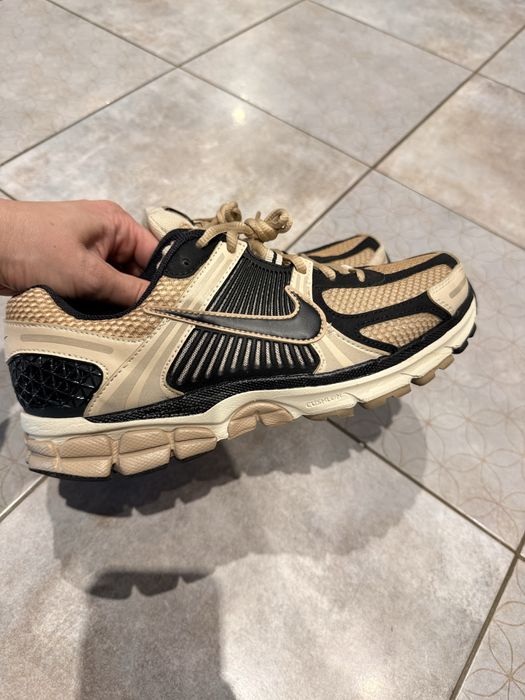 Продам кроссовки nike vomero zoom 5