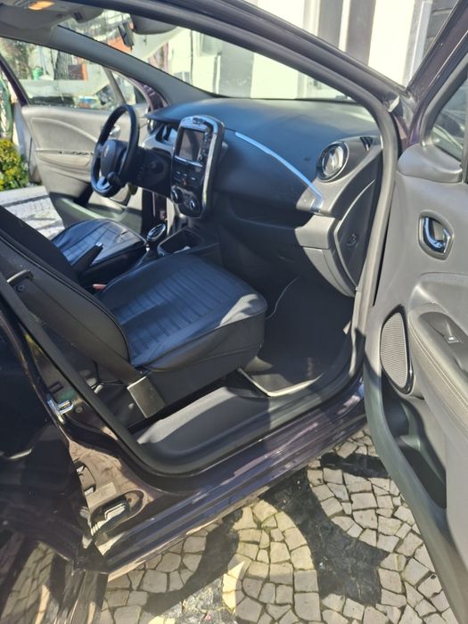 Renault Zoe 2019
Renault Zoe - 3
Renault Zoe - 4
Renault Zoe - 5
Renau