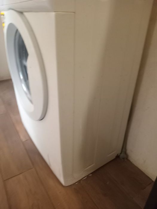 Пральна  машина  ZANUSSI