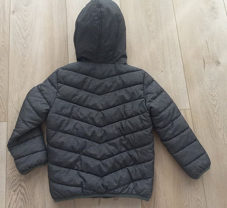Куртка дитяча 122 зріст
