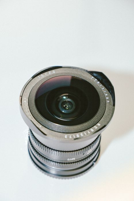 Lente TTArtisan 7.5 mm F2 Sony E