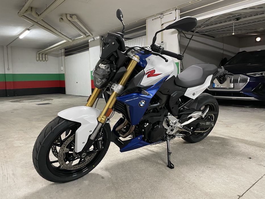 BMW F900R de Abril 2023