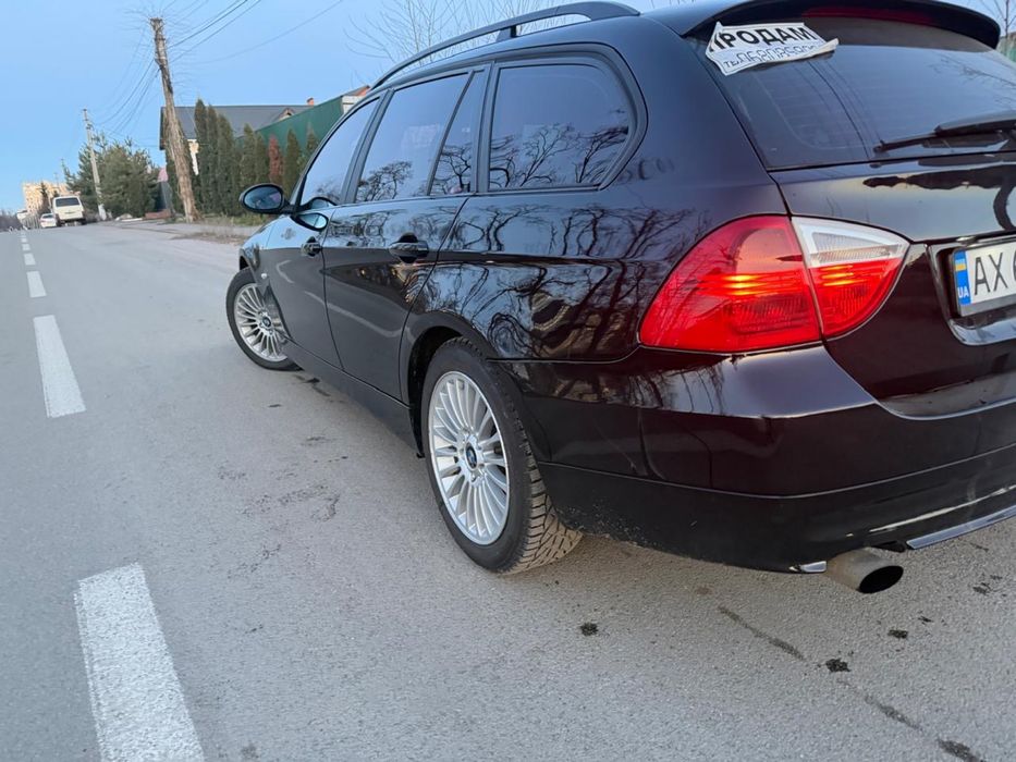 Продам BMW E91  2.0d