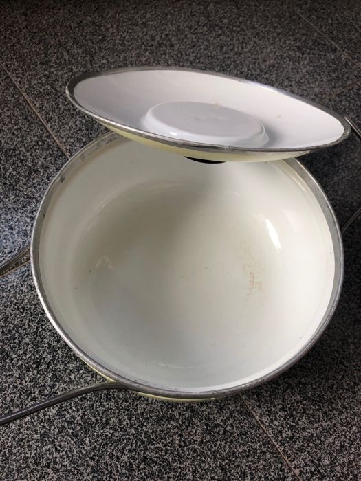 Tacho panela vintage com testo | arte deco