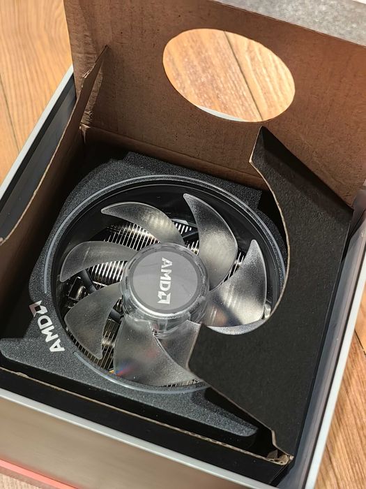 AMD Ryzen 9 3900X (64M Cache, 12x  48    3.8GHz 4.6GHz boost