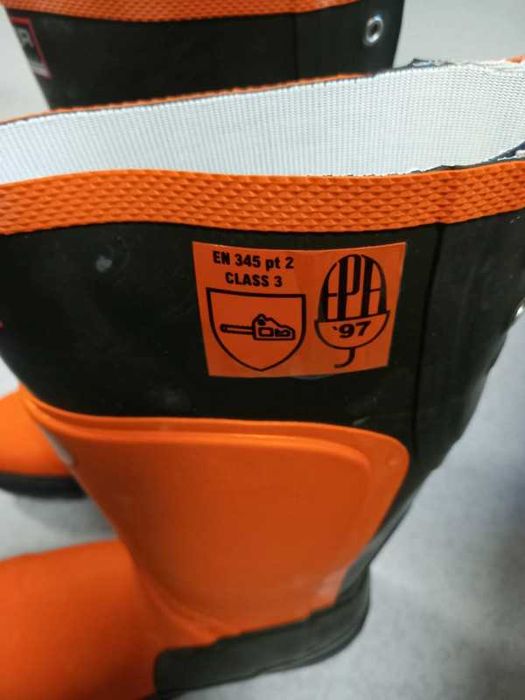 Forest Protection Boots for Chainsaw Operators and Forest Guards. New.64575279485059121