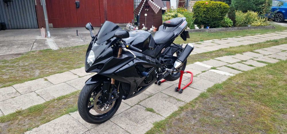 Suzuki GSX-R 1000 K8 2009r.