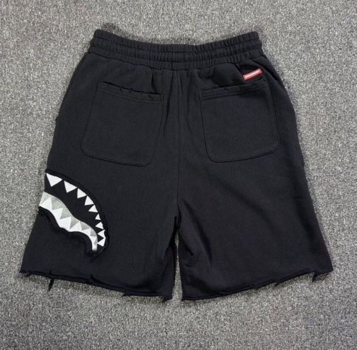 В Україні‼️ Шорти sprayground/essentials/represent