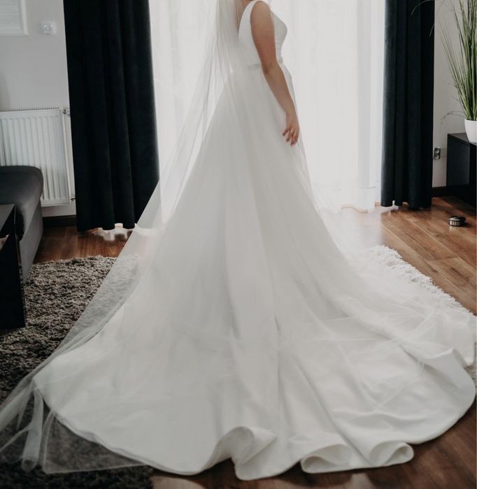 Suknia ślubna kolor smietankowy