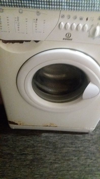 Стиральная машина Indesit ws105tx на запчасти