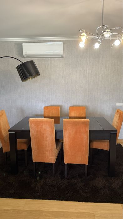 Conjunto mesa e aparador sala de jantar