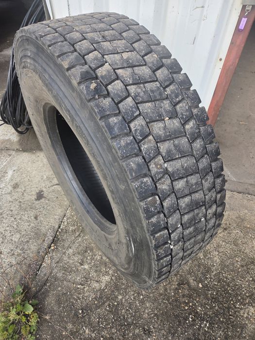 Bridgestone M729 315/80/r 22.5 dot 1916