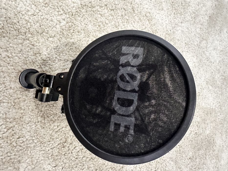 Shock Mount Rode - SM6 (com Pop Filter)