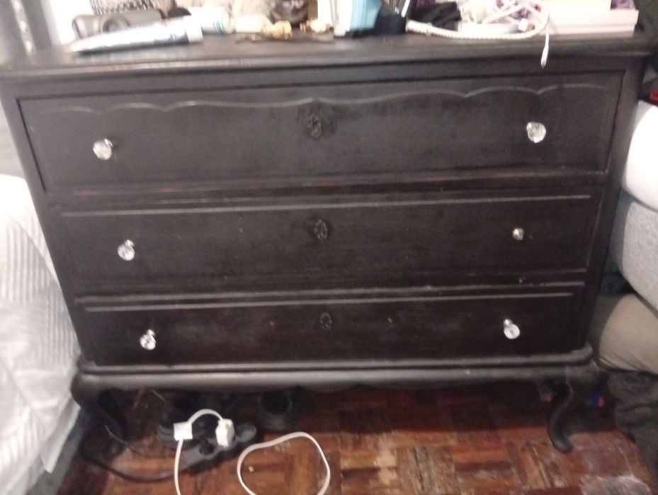 Cómoda antiga para restaurar