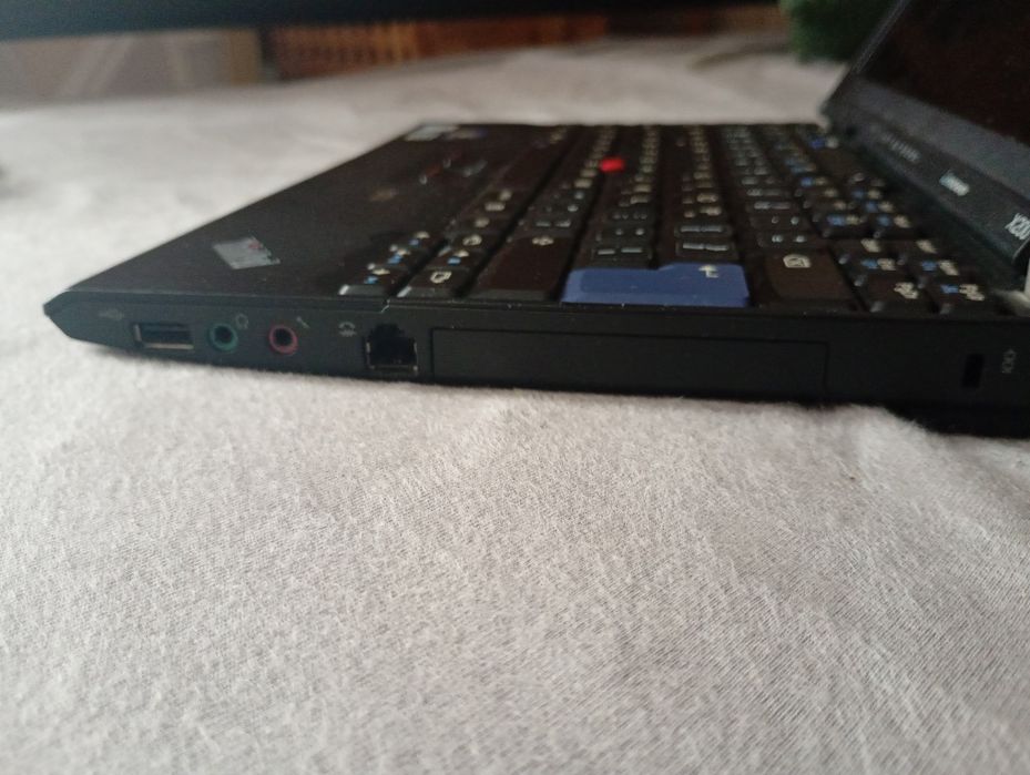 Lenovo ThinkPad x200