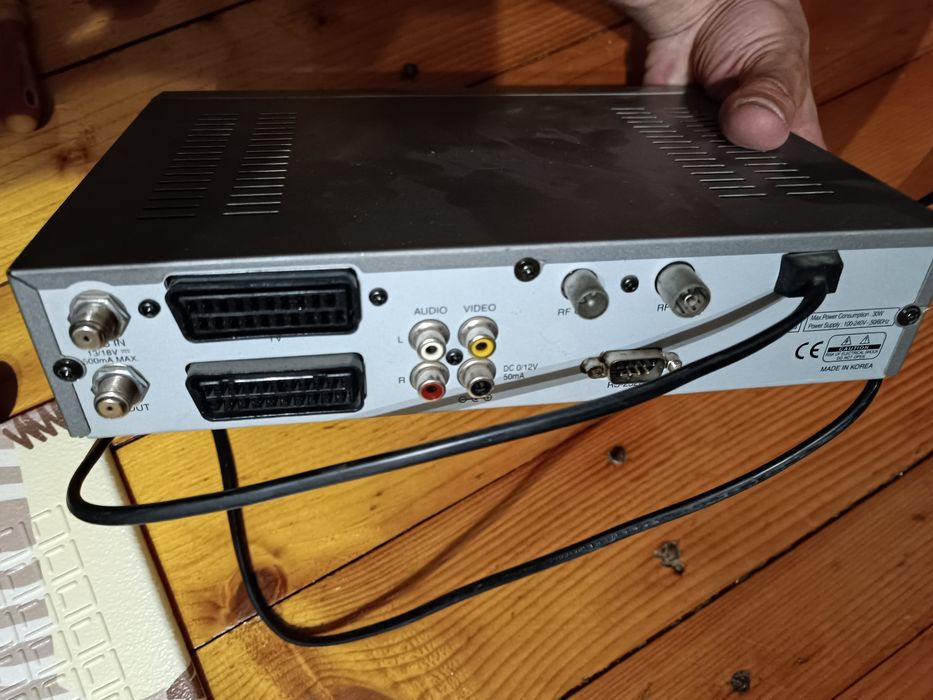 Супутникове ТБ тарілка Т2