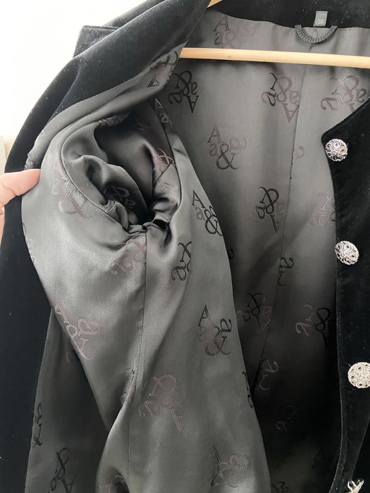 Welurowa czarna marynarka vintage rozm. M / L
