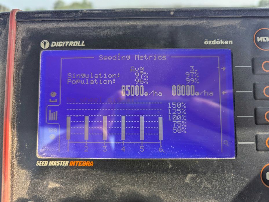 Siewnik pneumatyczny punktowy Ozdoken VPKT-DG6 do kukurydzy dyni