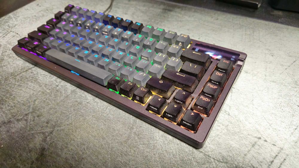 Asus ROG Azoth RGB - klawiatura mechaniczna premium