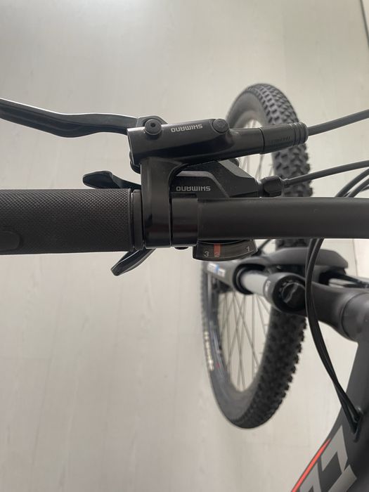 Bicicleta BTT pneu 29