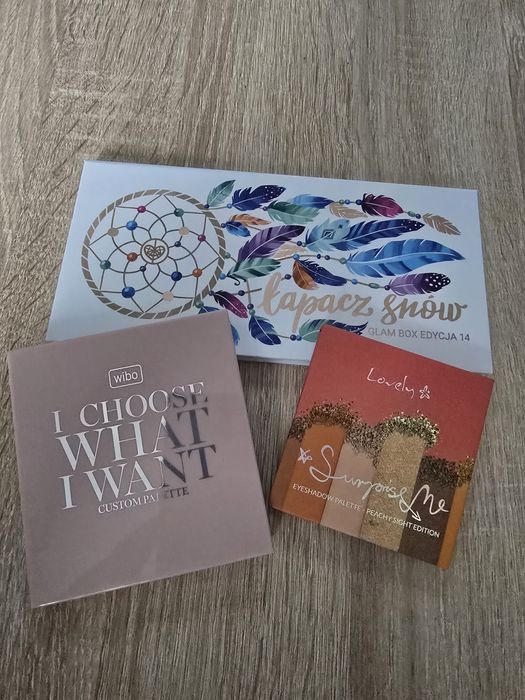 3 palety cieni Glamshop Lovely Wibo