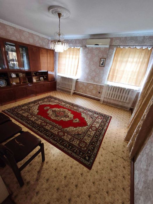 Продам будинок зі зручностями,меблями,технікою,ділянкою 12 соток,торг