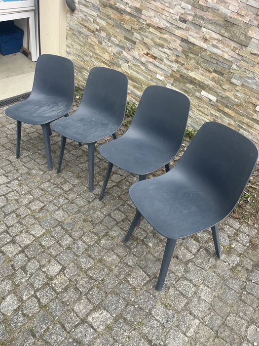 Zestaw 4 krzeseł do stołu