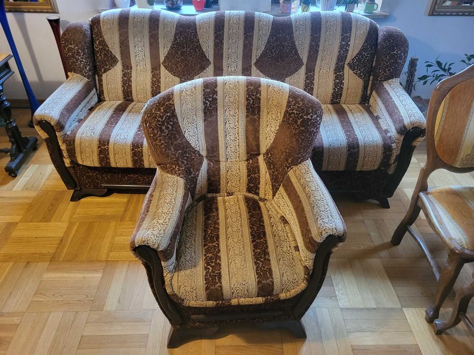 Oddam za darmo Kanapę salonową i fotel komplet