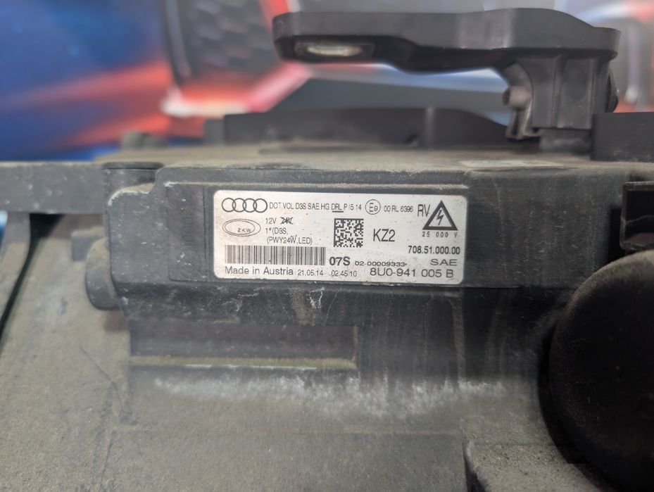 Фари audi q3 8u Америка  фара audi q3 фара права audi q3 8u фара ліва audi q3