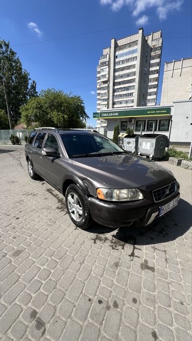 Volvo xc 70  в україні , під військових