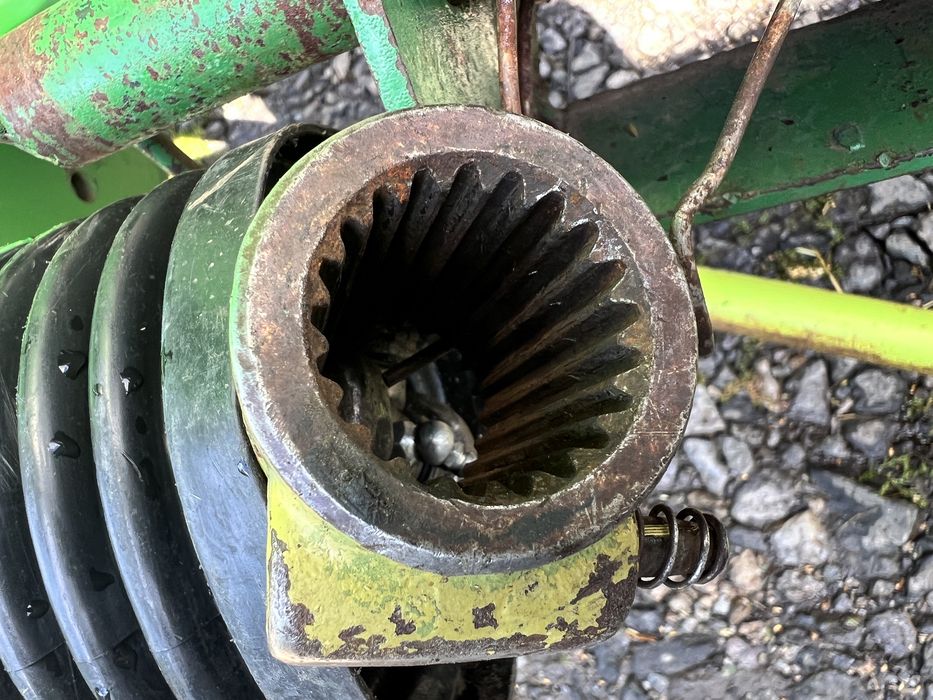 Жатка Флекс JOHN DEERE 630 flex на сою гідрофлекс