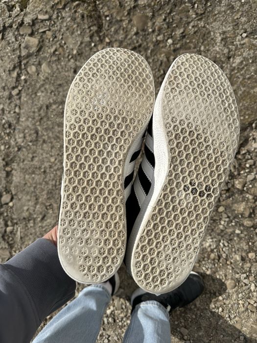 Оригінал!Кросівки adidas gazelle, розмір 42 2/3(27,5)