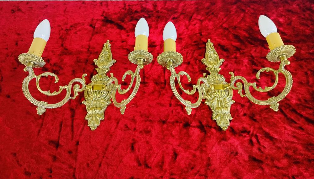 Piekne stylowe mosiężne palacowe kinkiety